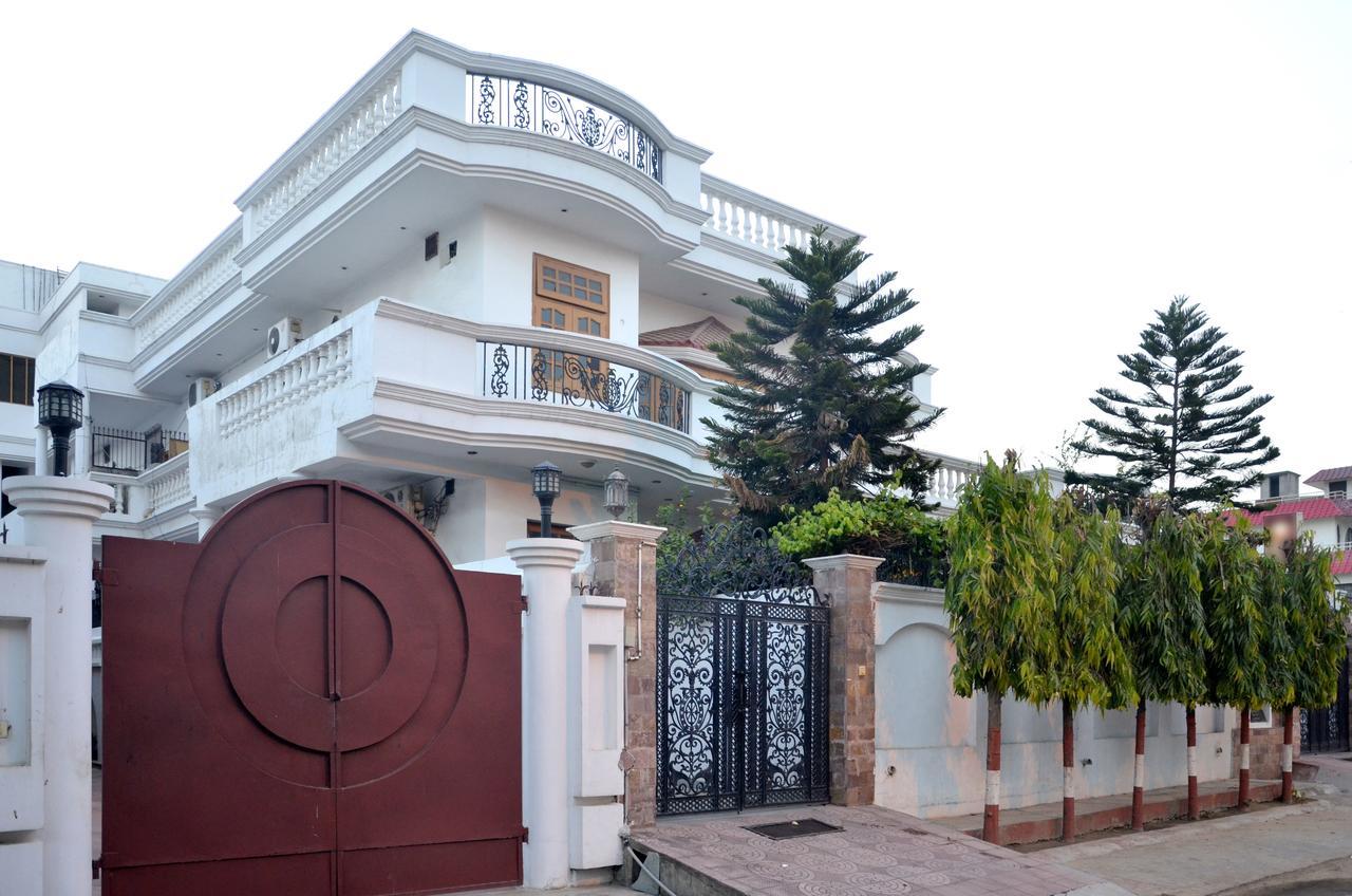 Oyo 5634 Ivy Stays - Manoj Pandey Chowk Lucknow Esterno foto